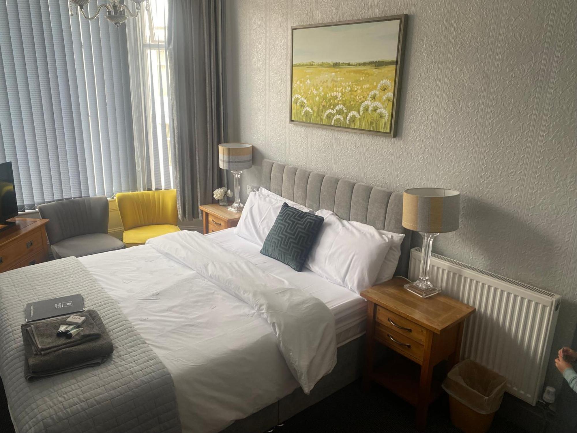 Bradburys Of Blackpool Exteriör bild
