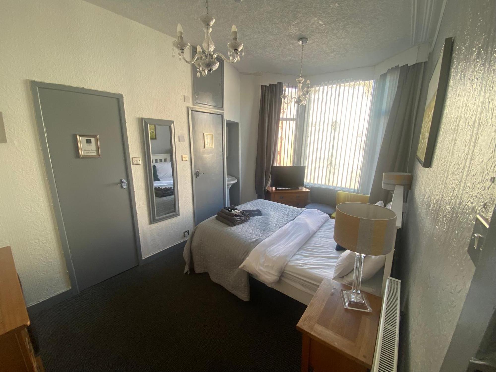 Bradburys Of Blackpool Exteriör bild