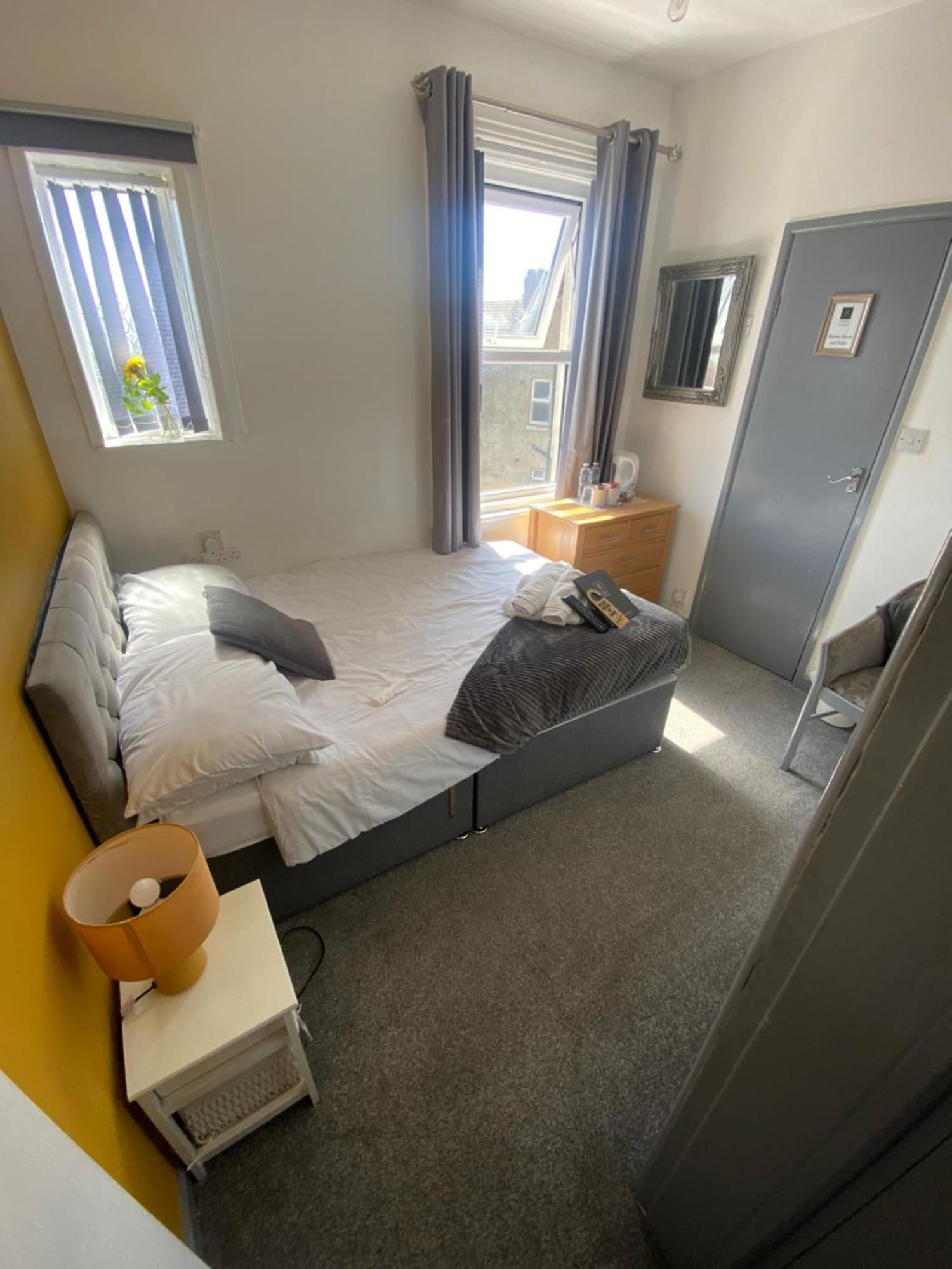 Bradburys Of Blackpool Exteriör bild